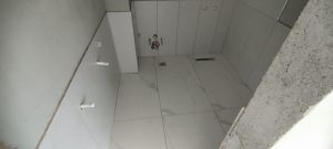 6895c860-a5aa-40c2-b1de-e55e003c9d5a