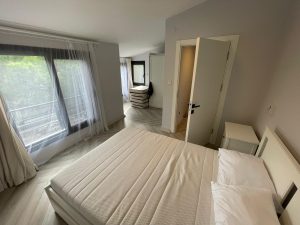 98b0540c-c66f-4f78-93fd-15754120cc95