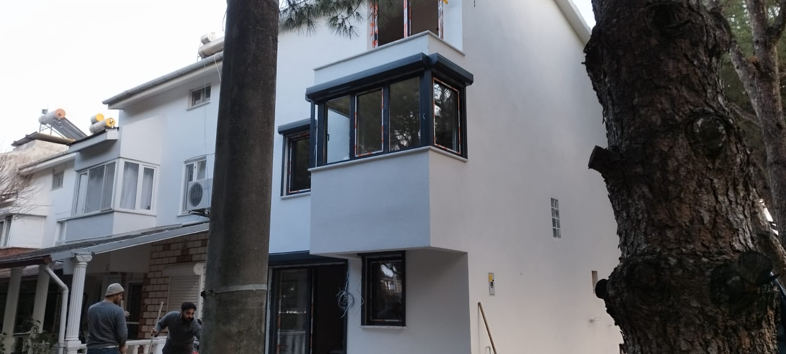 WhatsApp Image 2025-04-09 at 17.44.17 (3)