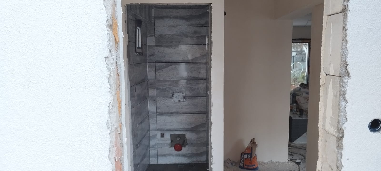 WhatsApp Image 2025-04-09 at 17.44.18 (1)