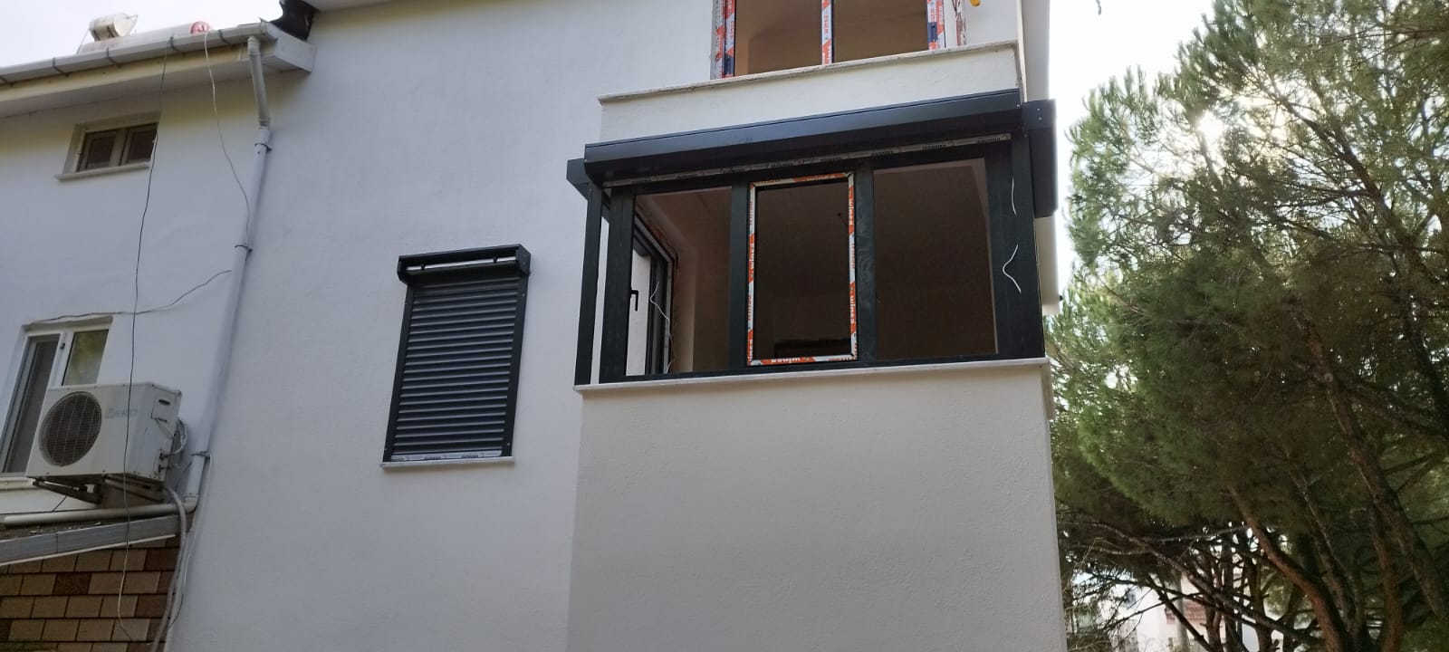 WhatsApp Image 2025-04-09 at 17.44.19 (4)