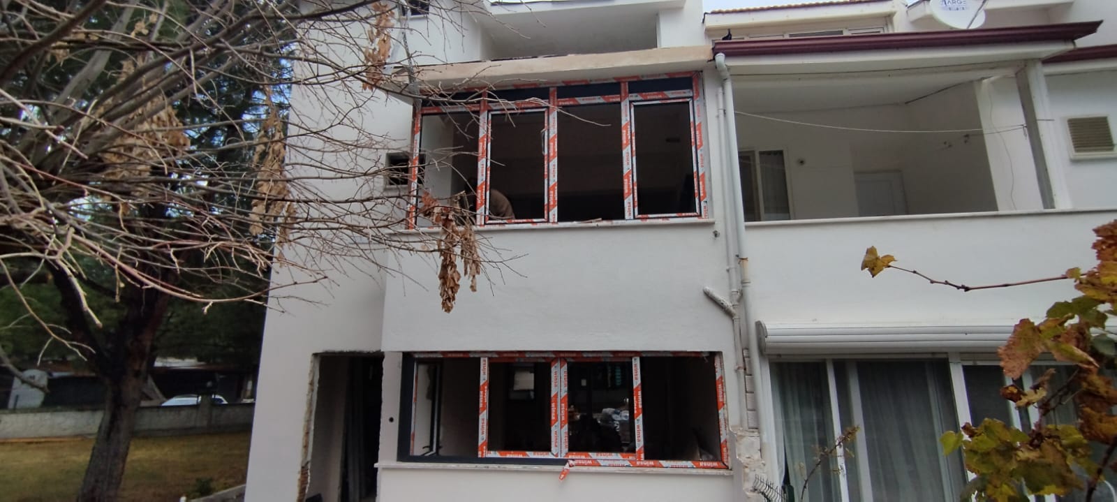 WhatsApp Image 2025-04-09 at 17.44.21 (2)