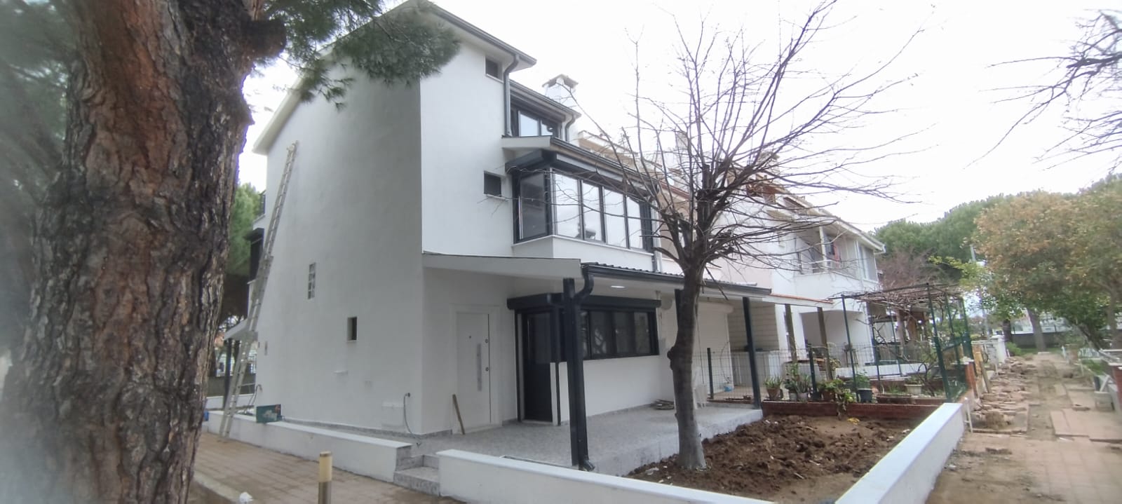 WhatsApp Image 2025-04-09 at 17.56.28