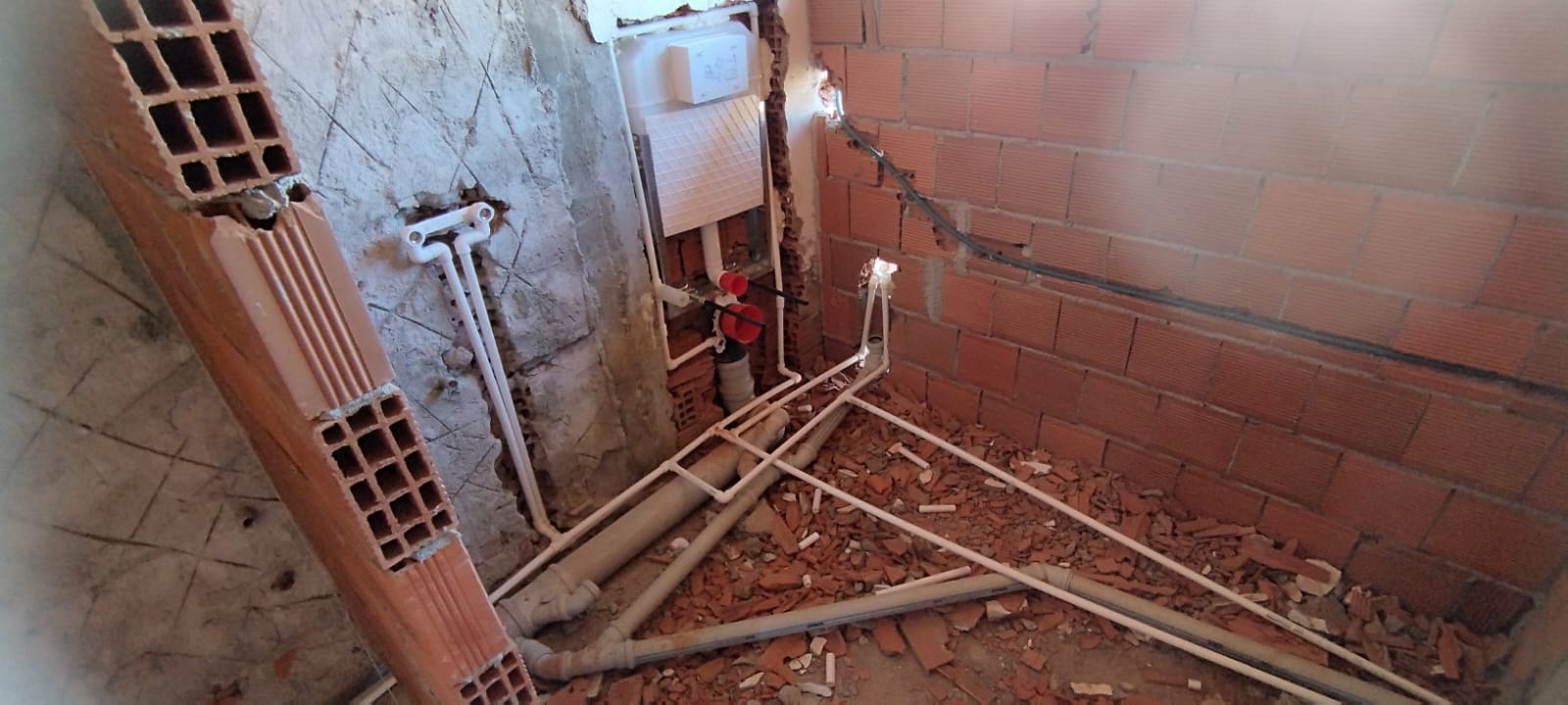 WhatsApp Image 2025-04-09 at 18.32.29 (2)