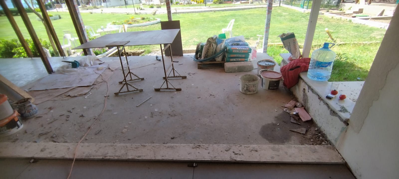 c5e48811-0667-414b-99a5-1e4cc68f8db1