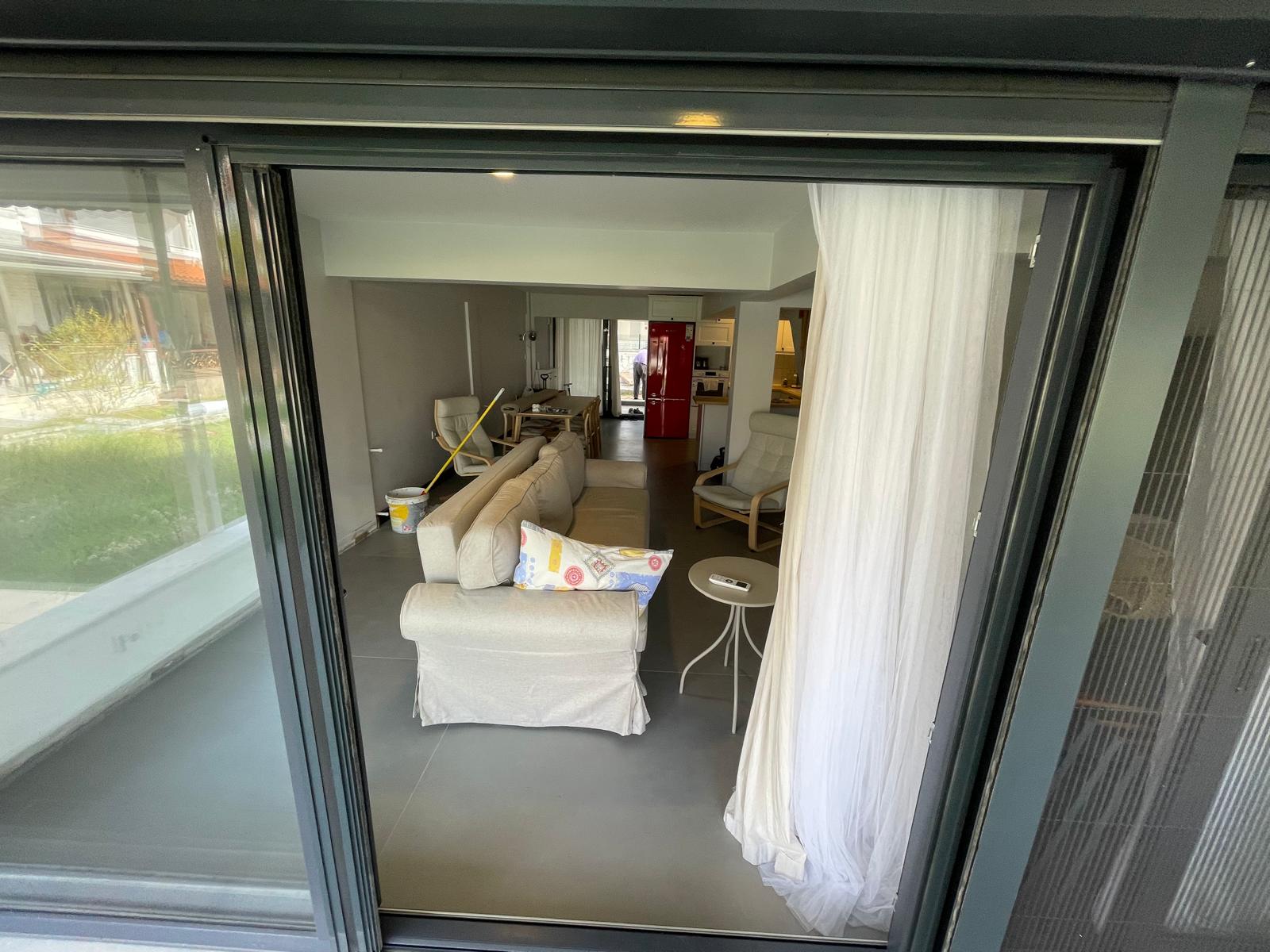 d5f543ed-33ec-4337-84a5-5e888db75aa2