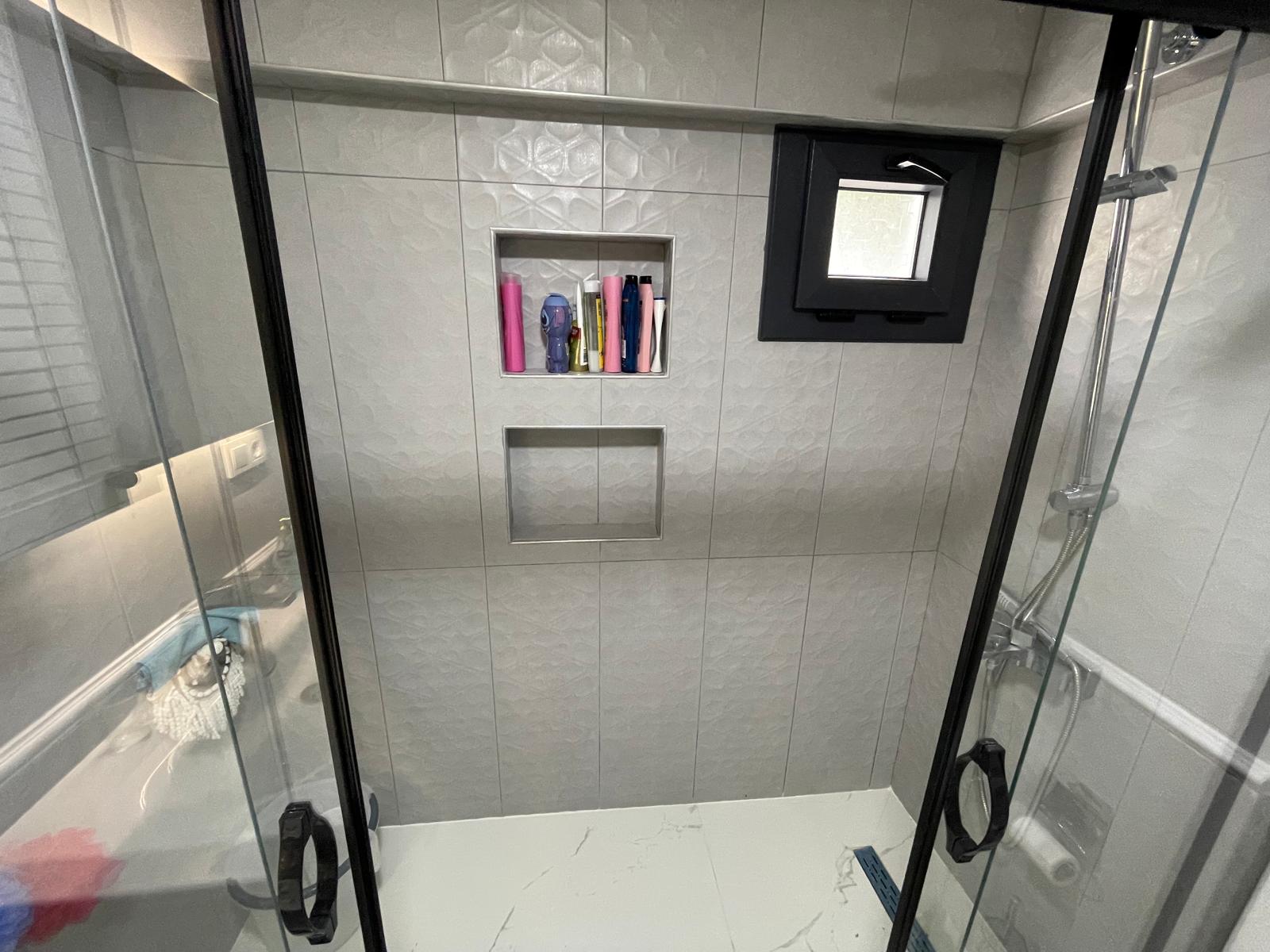 e9dd3b1e-b7df-4348-96b5-92b04b97fbe4